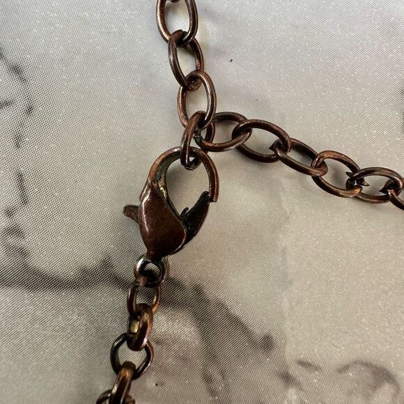Bronze tone heart pendant necklace - Picture 6 of 7